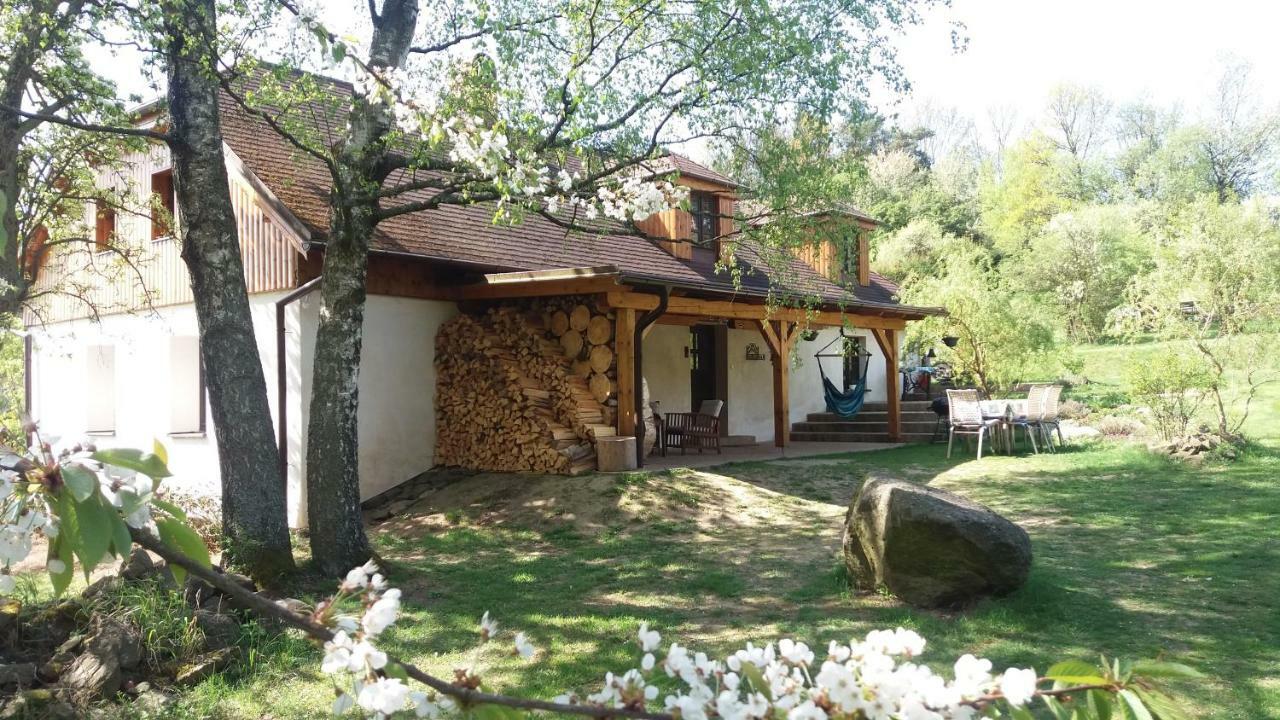 Forest Rustic Apartment Brdy Vesin ภายนอก รูปภาพ